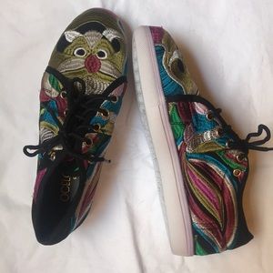 Thai embroidered dragon sneakers